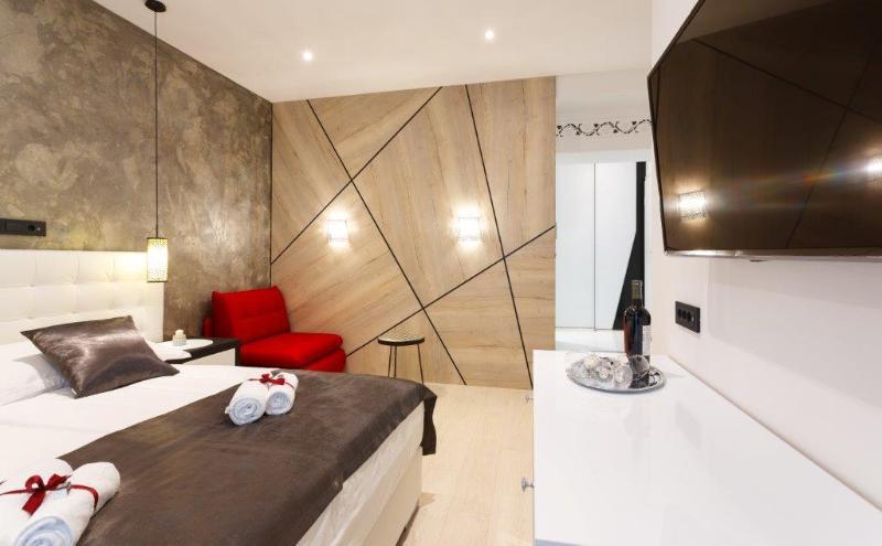 Well Of Life Luxury Rooms สปลิท ภายนอก รูปภาพ