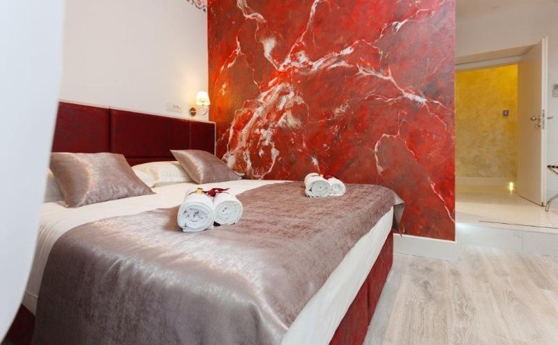 Well Of Life Luxury Rooms สปลิท ภายนอก รูปภาพ
