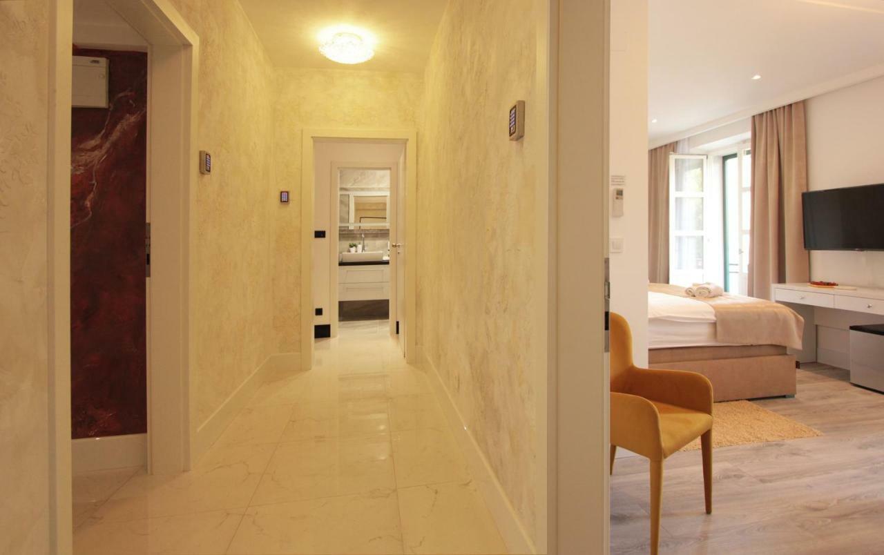 Well Of Life Luxury Rooms สปลิท ภายนอก รูปภาพ